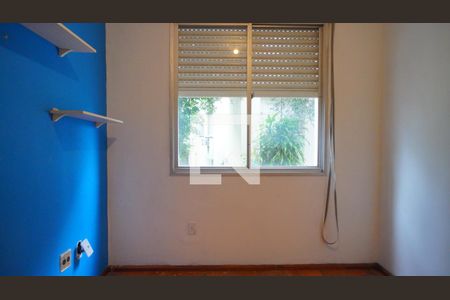 Quarto 1 de apartamento para alugar com 2 quartos, 54m² em Glória, Porto Alegre