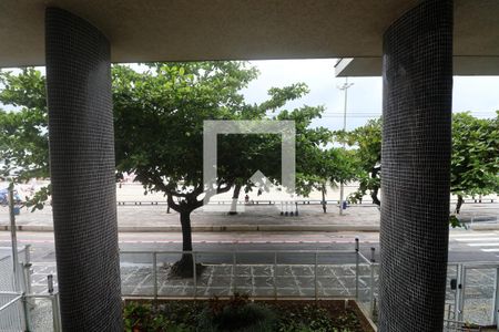 Vista de apartamento para alugar com 3 quartos, 128m² em Centro, Guarujá