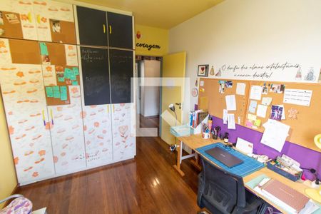 QUARTO 1 de casa de condomínio à venda com 3 quartos, 128m² em Bairro das Palmeiras, Campinas