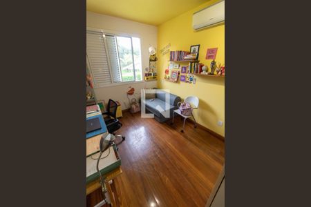 QUARTO 1 de casa de condomínio à venda com 3 quartos, 128m² em Bairro das Palmeiras, Campinas