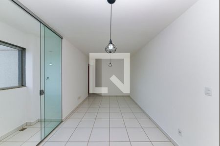 Sala de apartamento à venda com 2 quartos, 55m² em Estrela do Oriente, Belo Horizonte