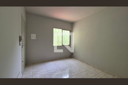 Sala de apartamento à venda com 2 quartos, 52m² em Vila Lucinda, Santo André
