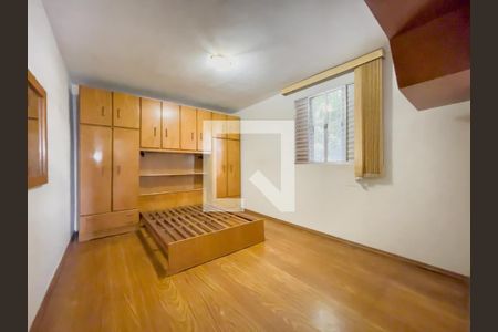 Quarto de apartamento para alugar com 1 quarto, 69m² em Vila Osasco, Osasco
