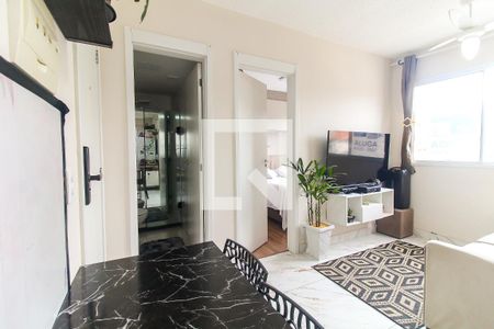 Sala de apartamento para alugar com 2 quartos, 36m² em Guaianases, São Paulo