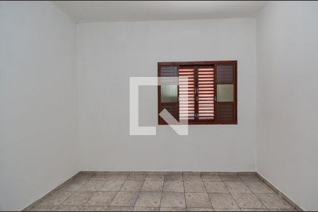 Quarto 1 de casa para alugar com 2 quartos, 65m² em Colégio Batista, Belo Horizonte