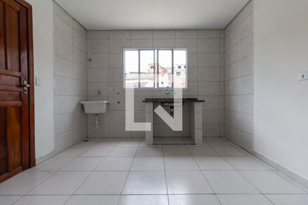 Sala, Cozinha e área de serviço de casa para alugar com 1 quarto, 30m² em Vila Euthalia, São Paulo