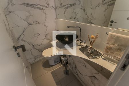 Lavabo de apartamento para alugar com 3 quartos, 226m² em Alphaville I, Salvador