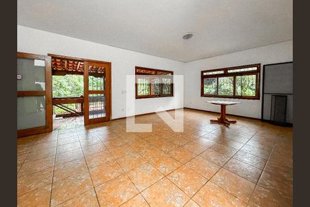 Casa de Condomínio à venda com 3 quartos, 750m² em Nacional, Belo Horizonte