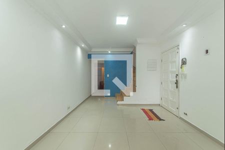 Sala de casa para alugar com 3 quartos, 150m² em Parque Maria Helena, São Paulo