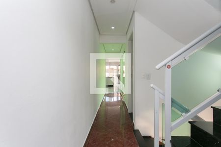 Corredor de casa à venda com 3 quartos, 175m² em Jardim Nossa Senhora do Carmo, São Paulo
