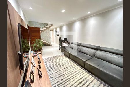 Sala de casa à venda com 3 quartos, 173m² em Jardim do Papai, Guarulhos