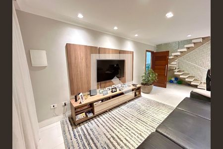 Sala de casa à venda com 3 quartos, 173m² em Jardim do Papai, Guarulhos