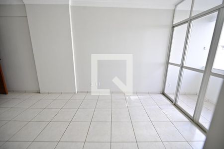 Apartamento para alugar com 3 quartos, 84m² em Nova Suíça, Goiânia