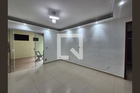 Casa para alugar com 3 quartos, 150m² em Vargem Pequena, Rio de Janeiro