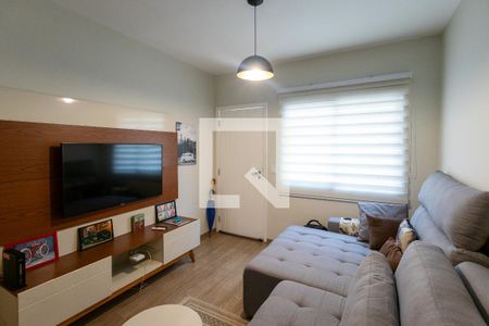 Sala de estar de casa de condomínio à venda com 2 quartos, 101m² em Vila Romano, São Paulo