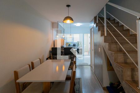 Sala de Jantar de casa de condomínio à venda com 2 quartos, 101m² em Vila Romano, São Paulo