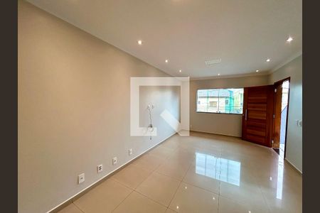 Sala de casa para alugar com 3 quartos, 178m² em Cruzeiro, Guarulhos