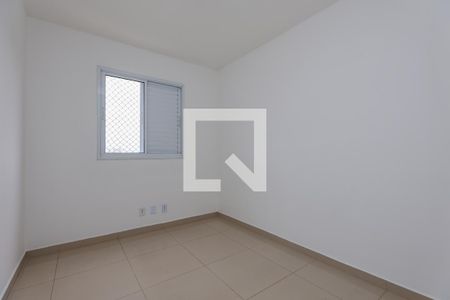 Quarto 1 de apartamento para alugar com 2 quartos, 52m² em Jardim Monte Alegre, Taboão da Serra