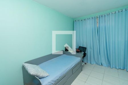 Quarto 2 de casa à venda com 3 quartos, 240m² em Diamante, Belo Horizonte