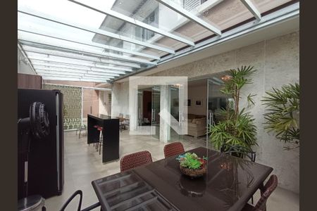 Casa de Condomínio à venda com 3 quartos, 210m² em Planalto Paulista, São Paulo