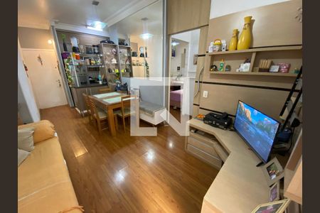 Sala 1 de apartamento para alugar com 2 quartos, 67m² em Jardim Aeroporto, São Paulo