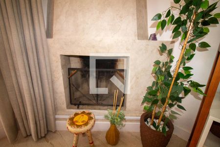 Sala - Lareira de apartamento para alugar com 2 quartos, 78m² em Vila Congonhas, São Paulo