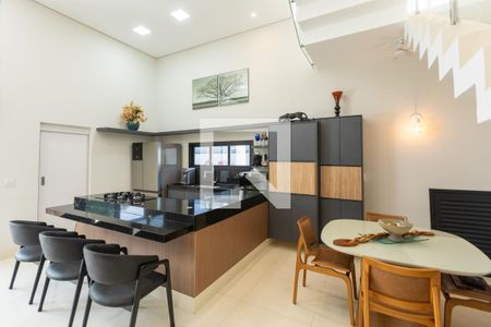 Sala de Jantar de casa de condomínio à venda com 3 quartos, 235m² em Fazenda Santa Cândida, Campinas
