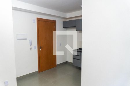 Sala/Cozinha de apartamento para alugar com 2 quartos, 36m² em Jardim Oriental, São Paulo