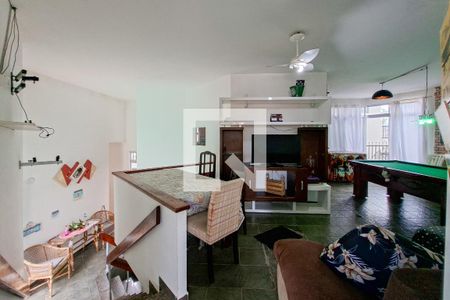 Sala de casa para alugar com 3 quartos, 380m² em Balneario Flórida, Praia Grande