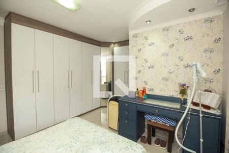 Suíte de casa à venda com 3 quartos, 222m² em Parque Sao Vicente, Santo André