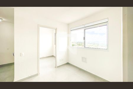 Sala de apartamento para alugar com 2 quartos, 33m² em Veleiros, São Paulo