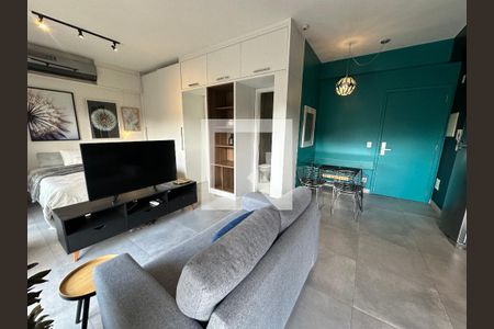 Sala de apartamento para alugar com 1 quarto, 49m² em Residencial Tambore Iii, Santana de Parnaíba