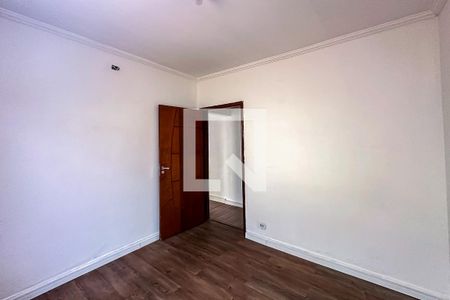 Quarto 1 de casa para alugar com 2 quartos, 80m² em Vila Bertioga, São Paulo