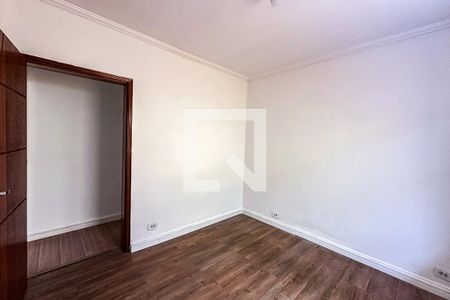Quarto 1 de casa para alugar com 2 quartos, 80m² em Vila Bertioga, São Paulo