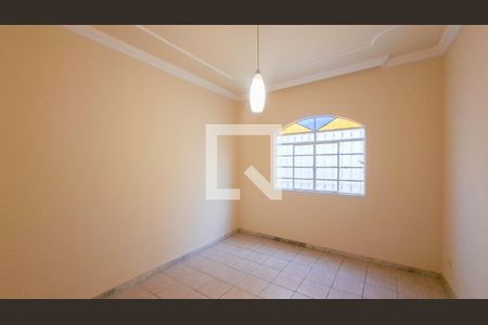 Quarto de casa para alugar com 4 quartos, 260m² em União, Belo Horizonte