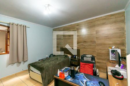 Quarto de casa para alugar com 4 quartos, 300m² em Parque Sao Rafael, São Paulo