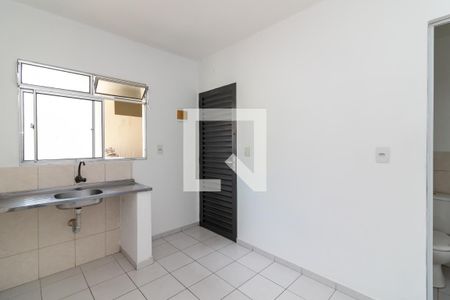 Cozinha de apartamento para alugar com 1 quarto, 30m² em Lauzane Paulista, São Paulo