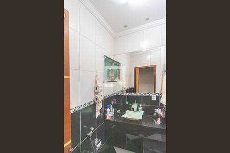 Lavabo de casa à venda com 2 quartos, 184m² em Parque Gerassi, Santo André
