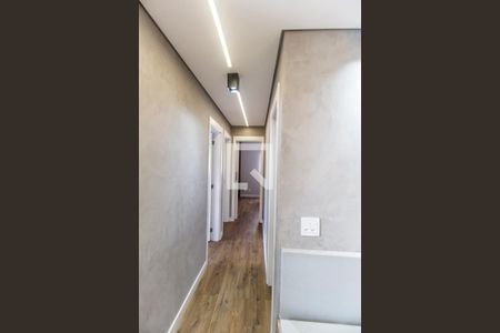Corredor de apartamento para alugar com 2 quartos, 71m² em Centro, Barueri
