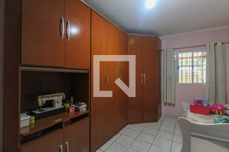 Casa para alugar com 4 quartos, 350m² em Cidade Satelite Santa Barbara, São Paulo