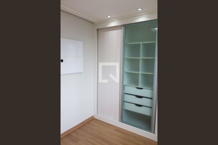 Quarto 1 de apartamento para alugar com 2 quartos, 40m² em São Pedro, Osasco