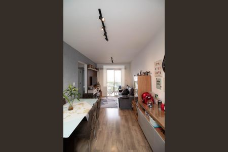 Sala de apartamento à venda com 2 quartos, 57m² em Vila Sao Paulo, Guarulhos