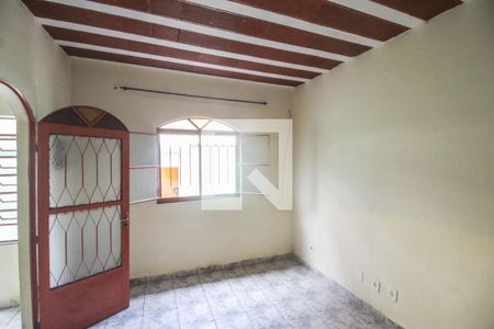 Sala de casa para alugar com 2 quartos, 80m² em Rocha Sobrinho, Mesquita