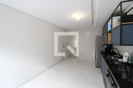 Cozinha de casa para alugar com 2 quartos, 84m² em Vila Polopoli, São Paulo