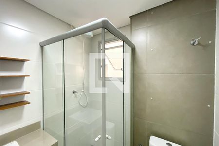 Banheiro da Suíte 1 de apartamento para alugar com 3 quartos, 75m² em São Lucas, Belo Horizonte