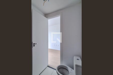 Banheiro de kitnet/studio à venda com 1 quarto, 19m² em Água Branca, São Paulo