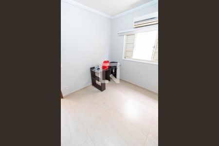 SUITE REVERSÍVEL de casa para alugar com 4 quartos, 275m² em Parque das Flores, Campinas