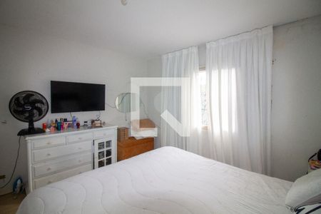 Quarto 1 de casa para alugar com 3 quartos, 180m² em Jardim Aeroporto, São Paulo