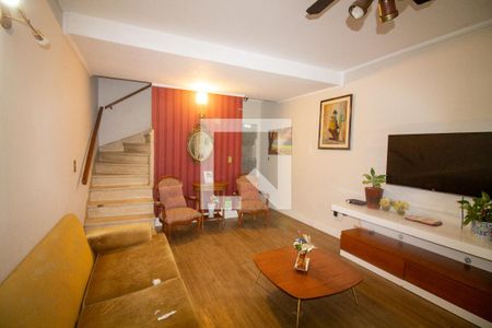 Sala de casa para alugar com 3 quartos, 180m² em Jardim Aeroporto, São Paulo