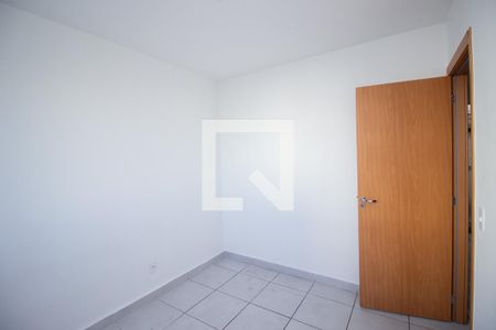 Quarto 2 de apartamento para alugar com 2 quartos, 41m² em Chácara Cotia, Contagem